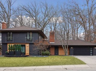 7104 Gleason Rd, Edina, MN 55439