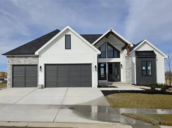 23920 W 112th Ter, Olathe, KS 66061