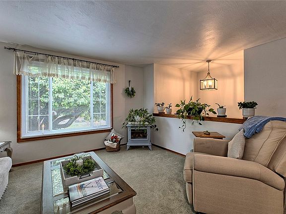 4th image of 65 W Glennis Dr