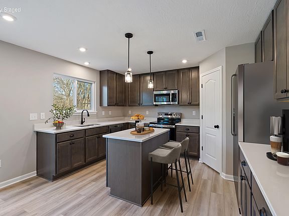 4th image of 3100 Belleglade Dr
