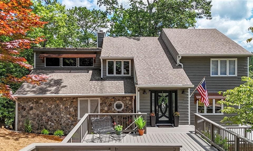 1st image of 117 Lakeview Cir