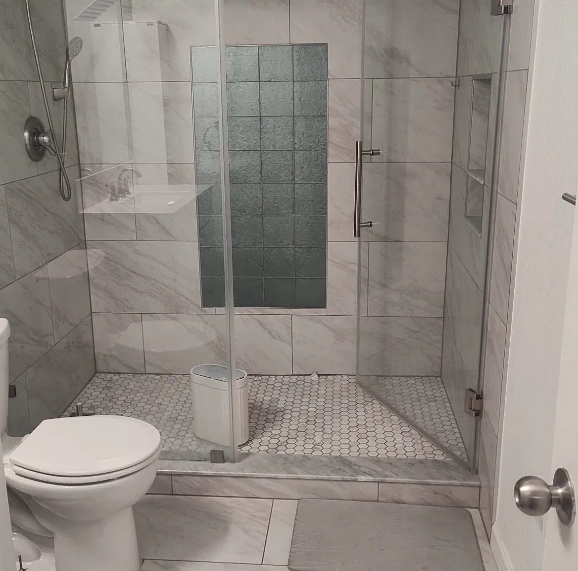3 bed, 1928 sqft, $2,650 — Photo 1