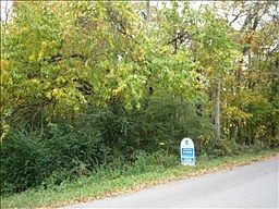 2nd image of 2344 Shelton Ferry Rd