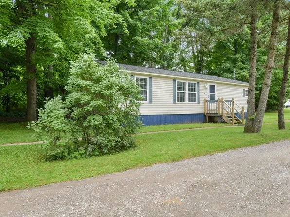 32 Lois Lane, Williston, VT 05495