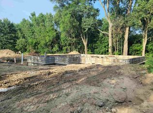 11461 Hidden Oaks Dr, Clio, MI 48420