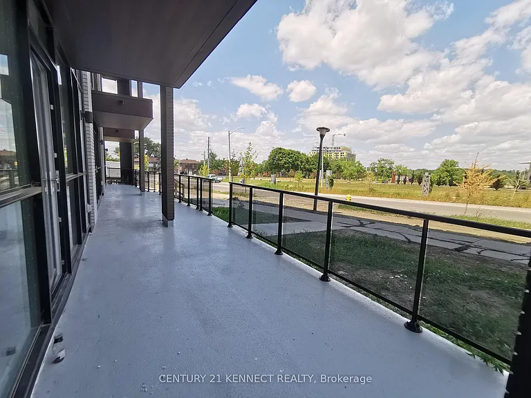 60 George Butchart Dr #Townhouse 2-2 — Photo 7