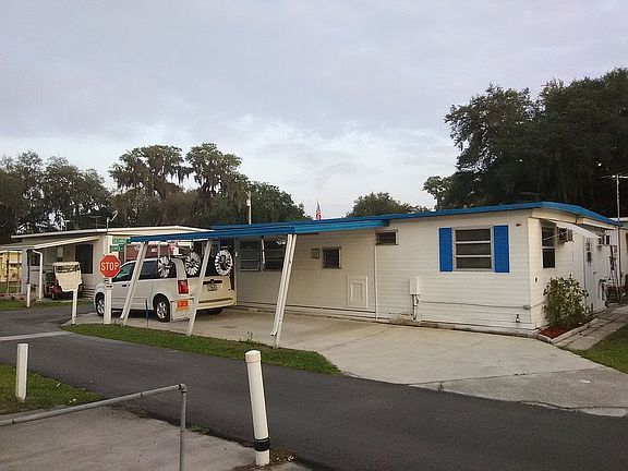2nd image of 4847 Suzanne St