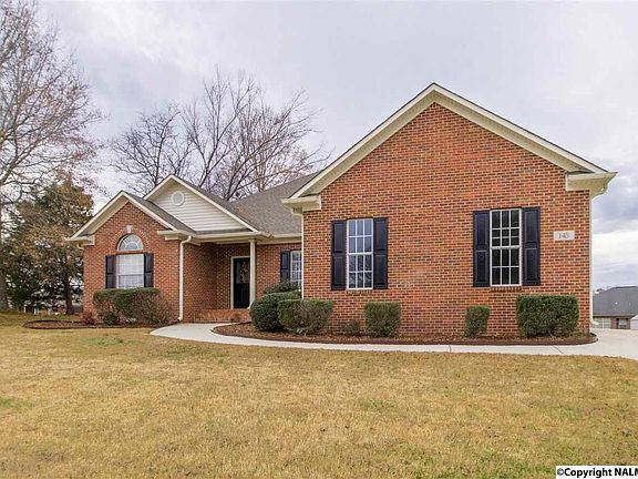 4th image of 145 Singletree Dr