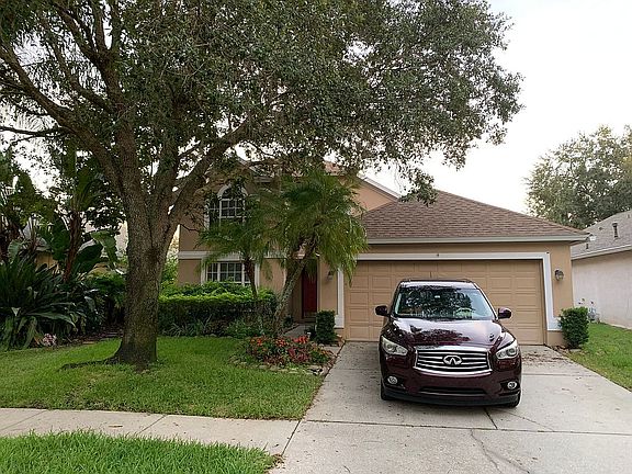 2nd image of 11840 Derbyshire Dr