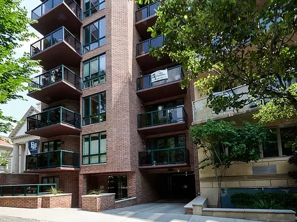 9917 Shore Road image 10 of 12