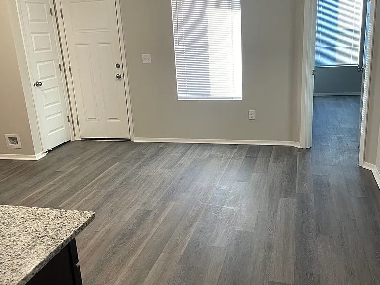 3118 Wolf Creek St — Photo 15