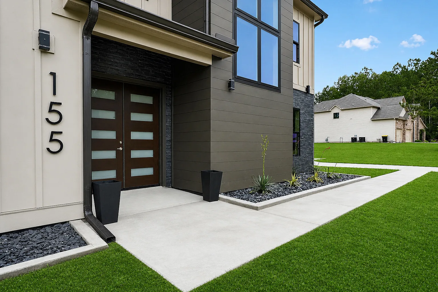 5 bed, 3185 sqft, $3,795 — Photo 1