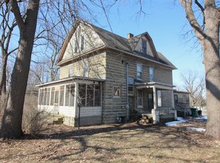 31W714 Army Trail Rd, Wayne, IL