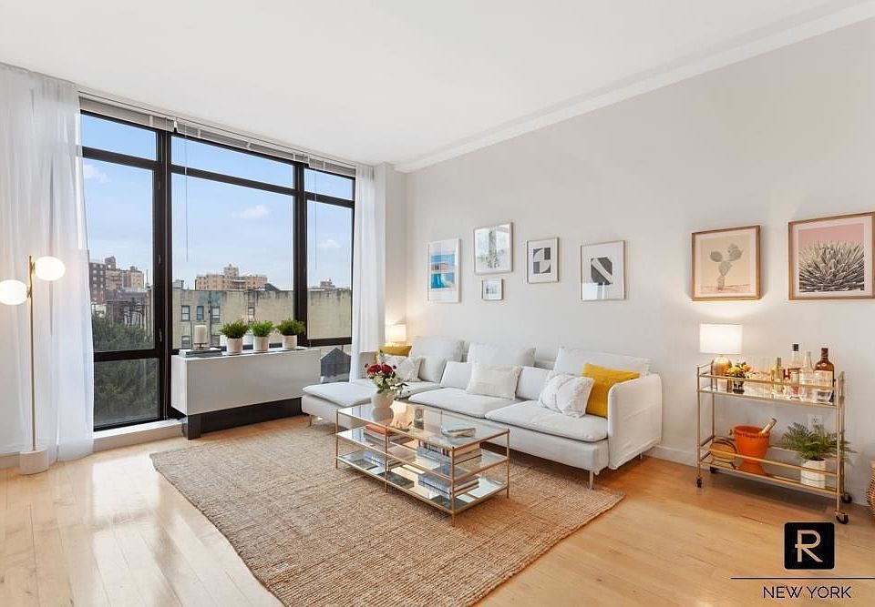 1st image of 1595 Lexington Ave APT 6B