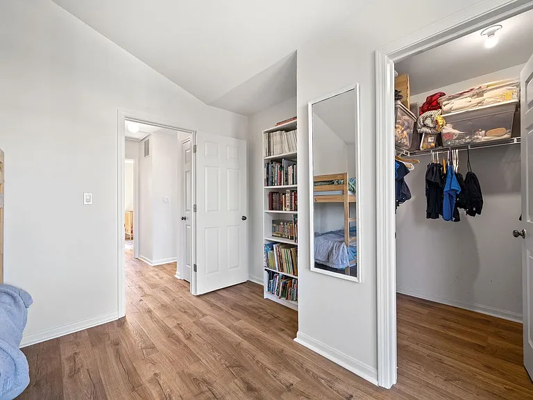 3427 W Polk St — Photo 18