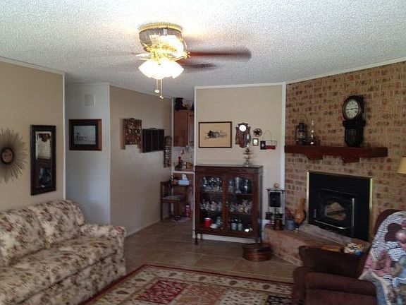 4th image of 125 Lullwood Dr