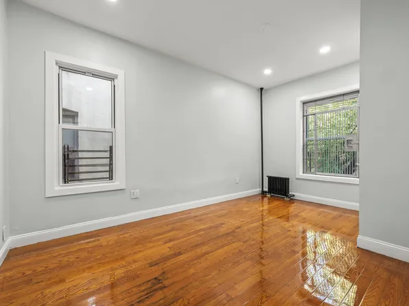 2023 Hughes Avenue image 7 of 63