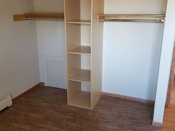 5th image of 3725 Cedar Ave S #10128403