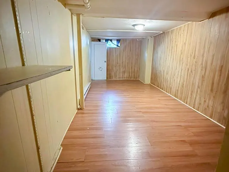 8 Herman Ave — Photo 18