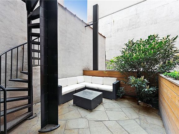 4th image of 213-223 E 2nd St #7