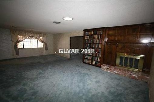4th image of 800 Campbell Dr