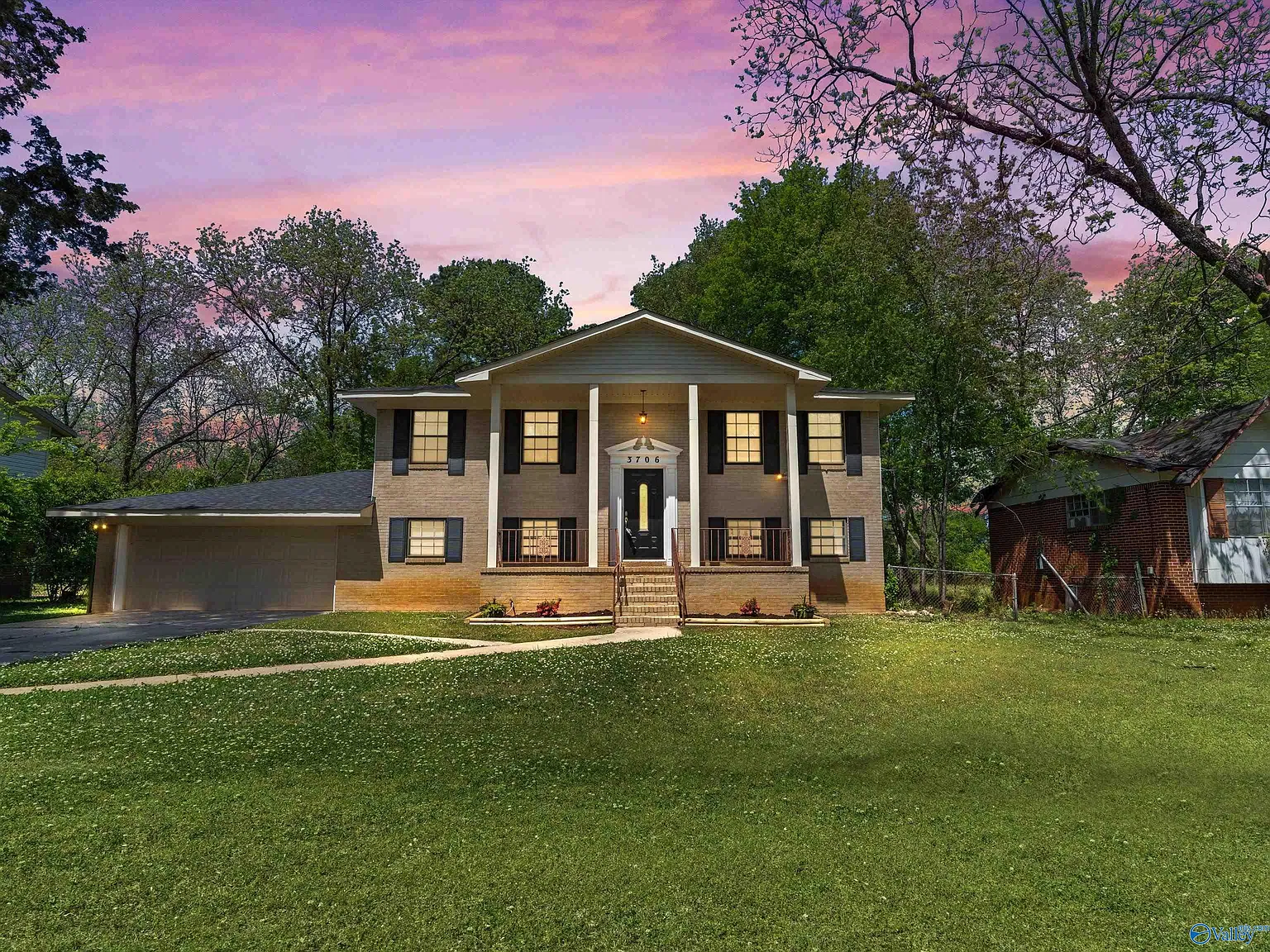 4 bed, 2.0 bath, 1882 sqft, $1,667 — Photo 1