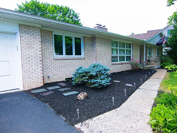 2nd image of 13232 Glendale Dr