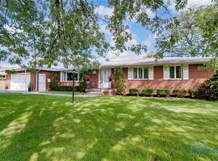 1620 Queenswood Dr, Findlay, OH 45840