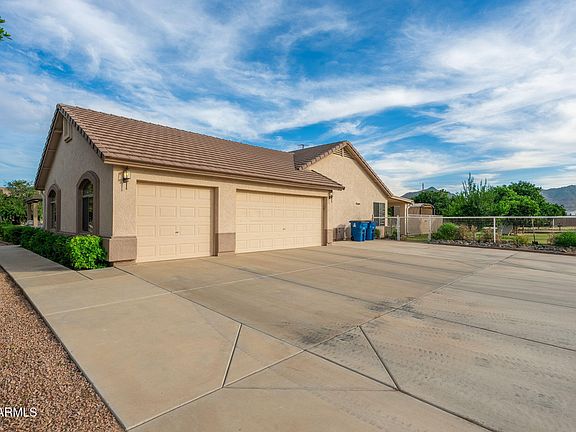 3rd image of 20505 E ORCHARD Lane