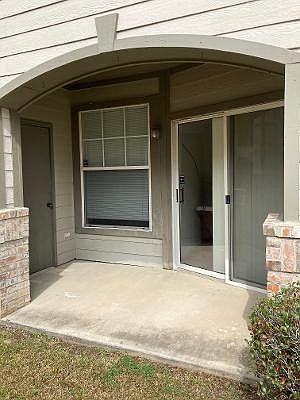 3rd image of 350 Emerald Forest Blvd APT 1