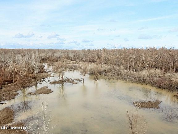 5th image of 1 Noble Swamp Rd