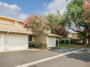 8207 La Riviera Dr, Sacramento, CA 95826