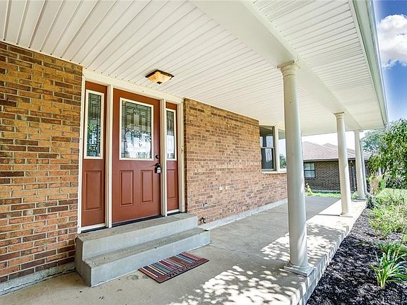 4th image of 367 Birdsong Dr