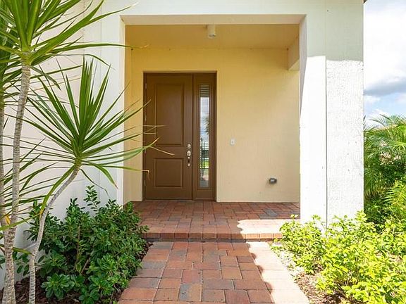 5th image of 4871 Sand Dollar Dr