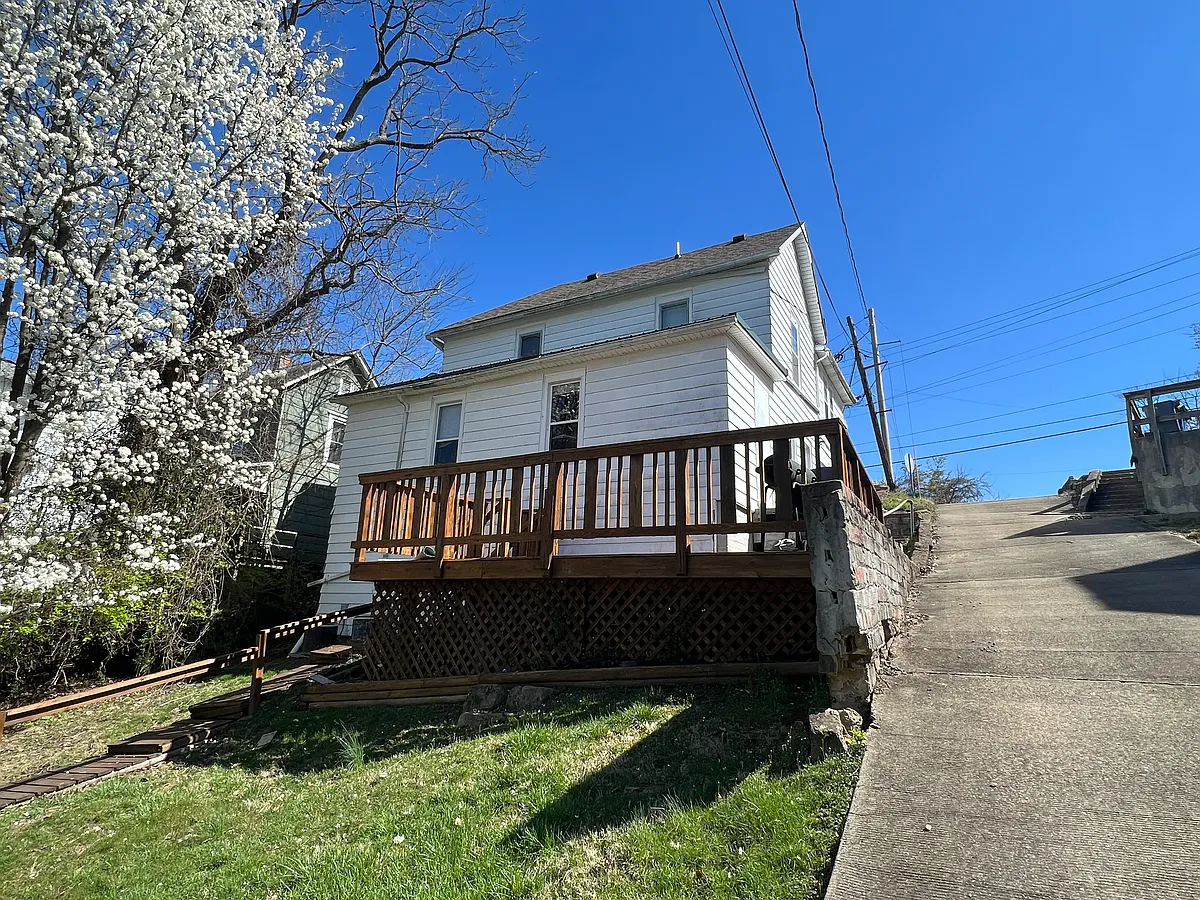 Building Photo - 191 N Lancaster St #B