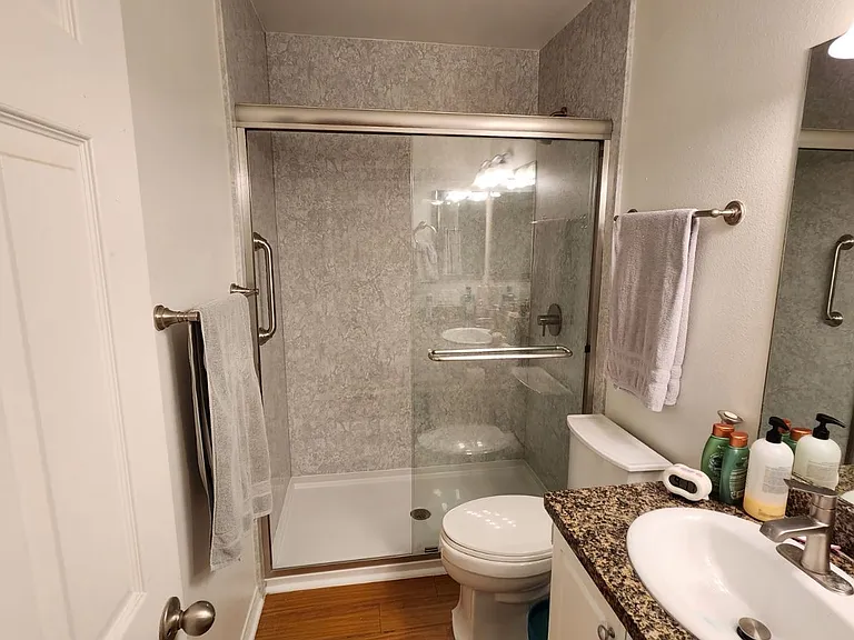 Brand new walking shower. Total luxury