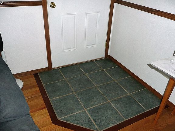 4th image of 12808 NE 85th St