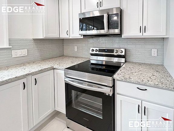 2nd image of 34 Crawford Rd