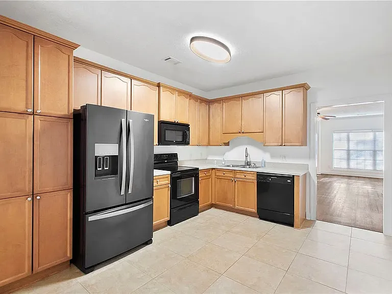 1630 Academy Dr #608 — Photo 3