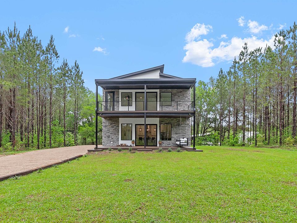 1st image of 10080 Mahan Dr
