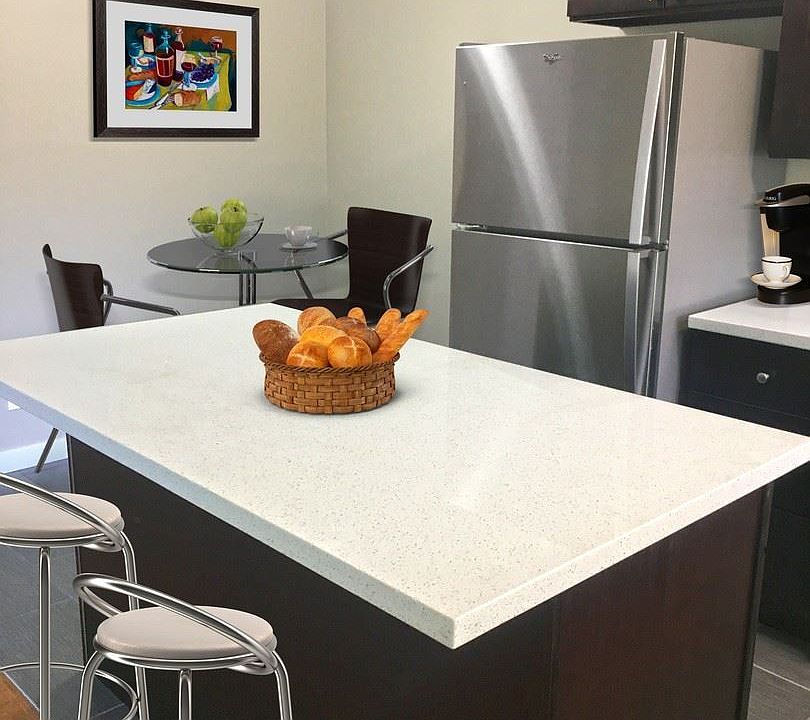 1st image of 7131 N Maryland Ave #7131