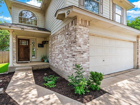 4th image of 1704 McDowell Bnd