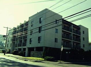 950 Cove Rd #PENTHOUSE 1, Stamford, CT 06902