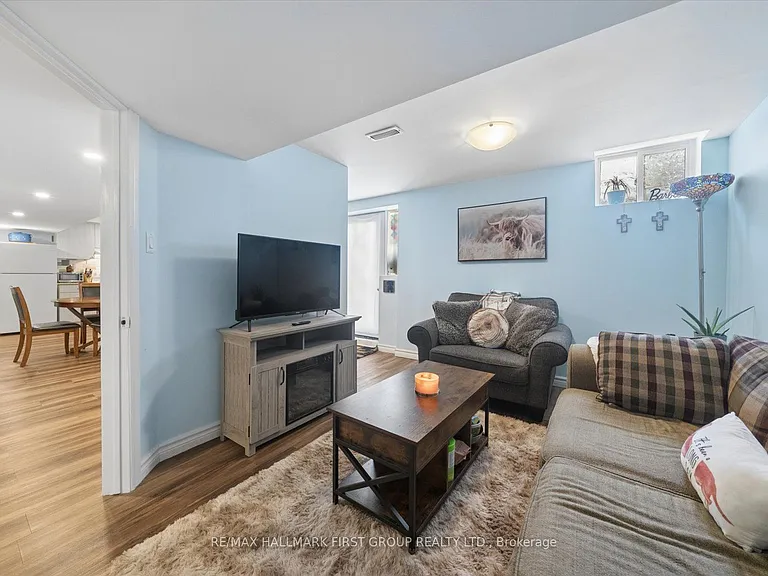 16 Rushbrooke Way — Photo 5