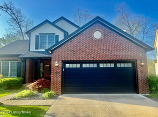 9412 River Trail Dr, Louisville, KY 40229
