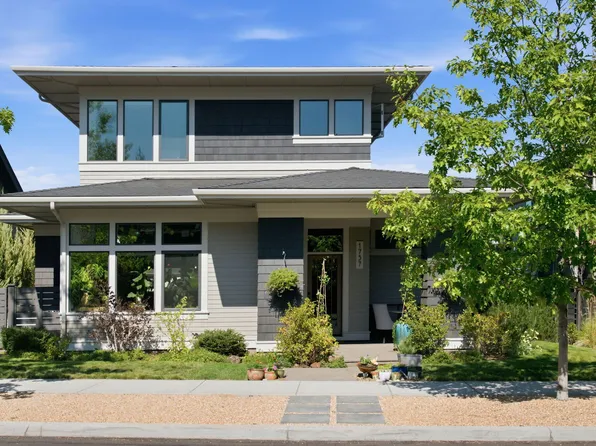 1757 NW Fields St, Bend, OR 97703