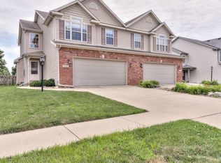 3909 Summer Sage Ct, Champaign, IL 61822