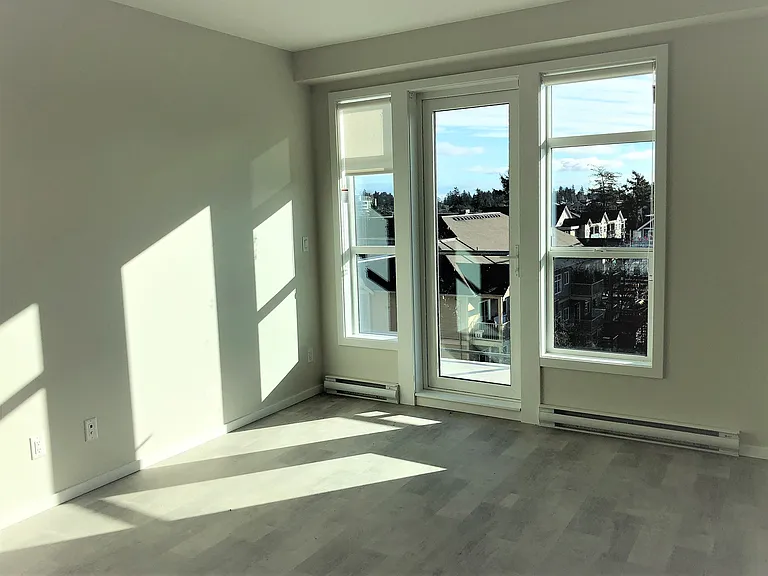 830 Hockley Ave — Photo 14