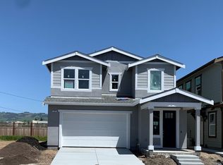 1237 Del Rancho Way, Petaluma, CA 94954