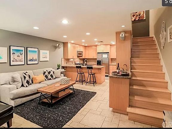 Kitchen / living room